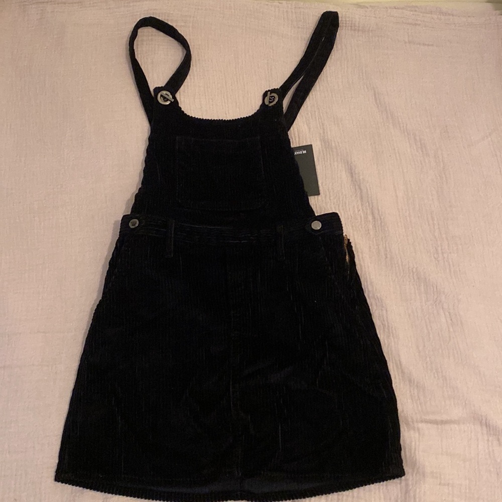 HUDSON CORDUROY BLACK MINI OVERALL DRESS . Size S . New